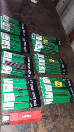 Diversos + Diversos + Grampos + Diversos + Diversos + Diversos + Electrodos + Diversos + Diversos + Diversos + Diversos + Diversos + Fitas + Diversos + Diversos + Máquinas Rebarbadora + Diversos + Pregos 50×2.50mm + Diversos + Cintas + Cintas + Cintas + Cintas + Cintas + Mangueiras para maçarico + Cintos de Segurança + Diversos + Diversos + Porcas + Porcas + Diversos + Pregos + Parafusos + Material Hospitalar + Diversos + Cordas + Diversos + Material para Soldadura + Material para Instalacao electrica + Diversos + Spray Q20 + Braçadeiras + Rolos de rede + Cerca de Segurança + Cabo flexível + Abaraçadeiras + Materia para soldadura + Abraçadeiras + Diversos + Bombas de água + Diversos + Compressor + Contentor de 40P ·