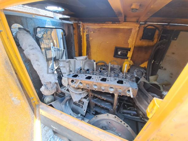 Grupo Eletrogéneo (22Kva) CAESAN TD 9000 - DPS 20 · Viana