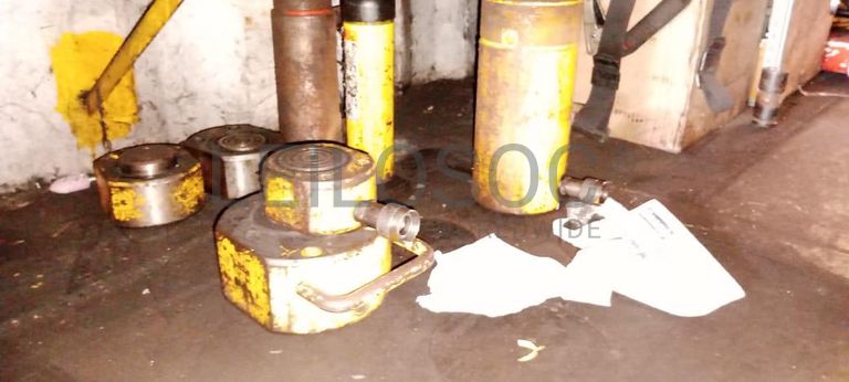 Diversos + Grampos ·