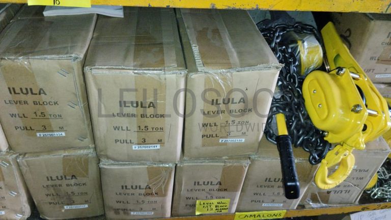 Diversos + Diversos + Grampos + Diversos + Diversos + Diversos + Electrodos + Diversos + Diversos + Diversos + Diversos + Diversos + Fitas + Diversos + Diversos + Máquinas Rebarbadora + Diversos + Pregos 50×2.50mm + Diversos + Cintas + Cintas + Cintas + Cintas + Cintas + Mangueiras para maçarico + Cintos de Segurança + Diversos + Diversos + Porcas + Porcas + Diversos + Pregos + Parafusos + Material Hospitalar + Diversos + Cordas + Diversos + Material para Soldadura + Material para Instalacao electrica + Diversos + Spray Q20 + Braçadeiras + Rolos de rede + Cerca de Segurança + Cabo flexível + Abaraçadeiras + Materia para soldadura + Abraçadeiras + Diversos + Bombas de água + Diversos + Compressor + Contentor de 40P ·