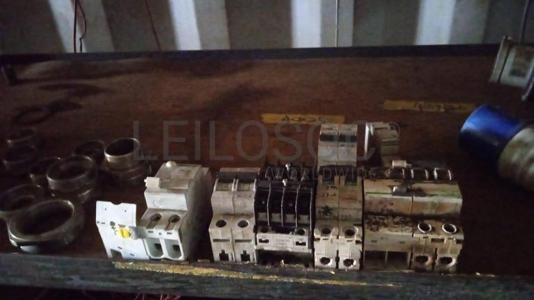 Diversos + Diversos + Caixas de Ferramentas + Diversos + Diversos + Diversos + Diversos + Diversos + Diversos + Diversos + Lâmpadas de longo alcance. + Anilhas + Diversos + Heat Shrinks + Diversos + Discos de Corte + Motores + Porcas + Diversos + Braçadeiras + Diversos + Chapas 1,5m + Contentor de 40P ·