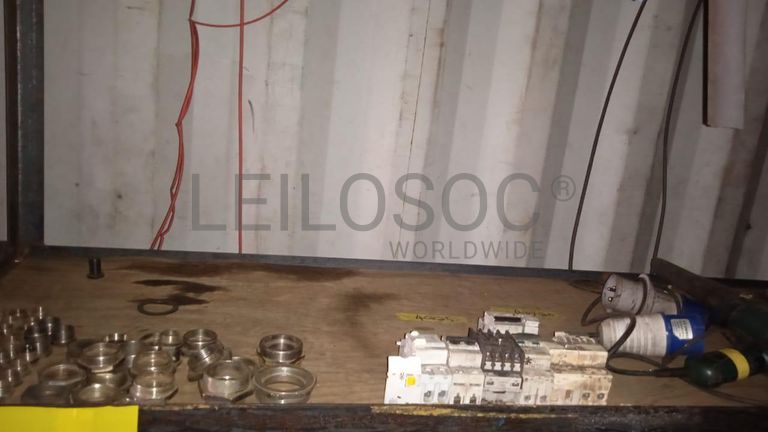 Diversos + Diversos + Caixas de Ferramentas + Diversos + Diversos + Diversos + Diversos + Diversos + Diversos + Diversos + Lâmpadas de longo alcance. + Anilhas + Diversos + Heat Shrinks + Diversos + Discos de Corte + Motores + Porcas + Diversos + Braçadeiras + Diversos + Chapas 1,5m + Contentor de 40P ·