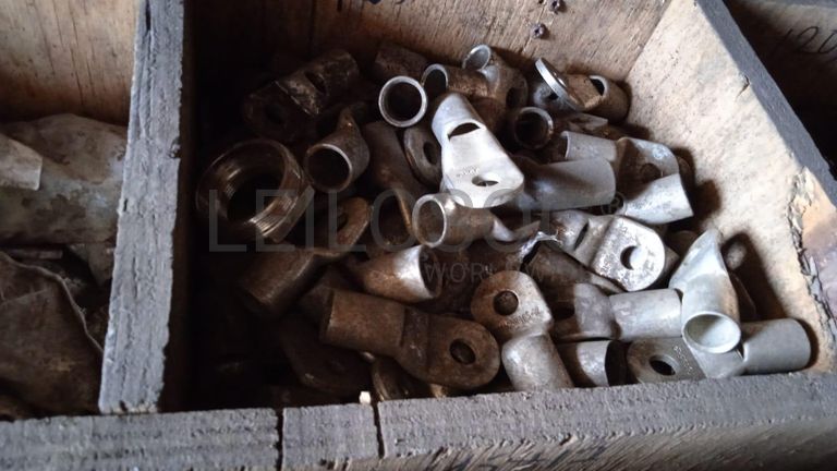 Diversos + Diversos + Caixas de Ferramentas + Diversos + Diversos + Diversos + Diversos + Diversos + Diversos + Diversos + Lâmpadas de longo alcance. + Anilhas + Diversos + Heat Shrinks + Diversos + Discos de Corte + Motores + Porcas + Diversos + Braçadeiras + Diversos + Chapas 1,5m + Contentor de 40P ·