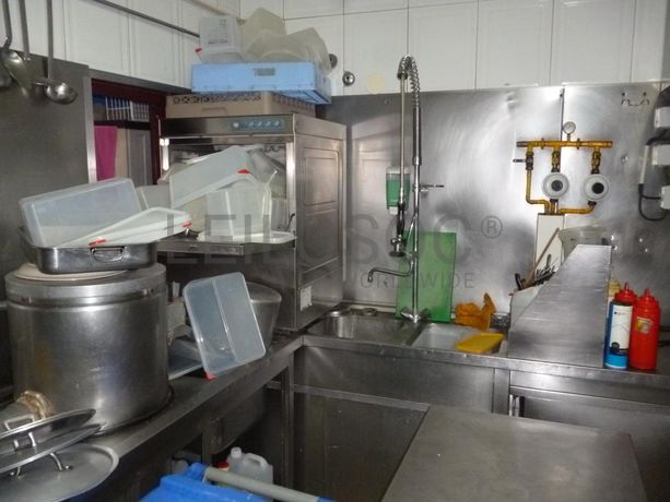 Trespasse Estabelecimento Comercial "Éden" · Equipamentos Hotelaria · Matosinhos