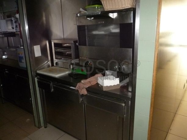 Trespasse Estabelecimento Comercial "Éden" · Equipamentos Hotelaria · Matosinhos