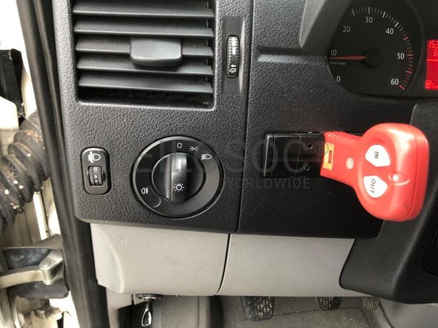 Pronto Socorro Volkswagen Crafter 35 2.5 TDI · Ano 2008