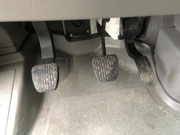 Pronto Socorro Volkswagen Crafter 35 2.5 TDI · Ano 2008