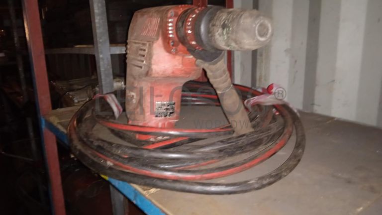 Diversos + Rebarbadeiras + Diversos + Diversos + Rebarbadeiras + Furadeira + Diversos + Braçadeiras + Torque Wreck + Radiadores + Diversos + Diversos + Diversos + Diversos + Diversos + Diversos + Diversos + Diversos + Contentor de 40P ·