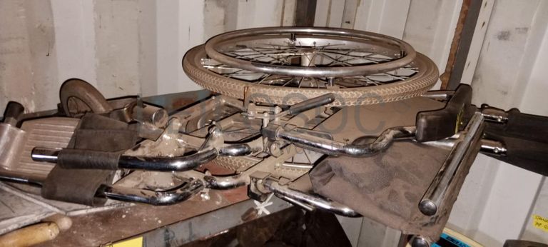 Carrinha de rodas ·