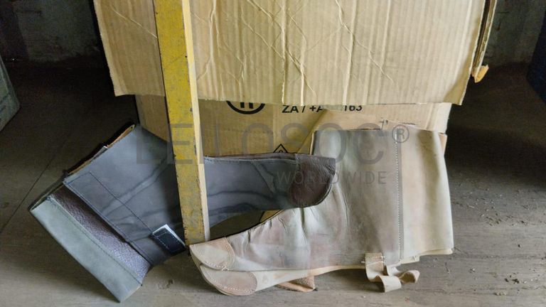 Diversos + Diversos + Grampos + Diversos + Diversos + Diversos + Electrodos + Diversos + Diversos + Diversos + Diversos + Diversos + Fitas + Diversos + Diversos + Máquinas Rebarbadora + Diversos + Pregos 50×2.50mm + Diversos + Cintas + Cintas + Cintas + Cintas + Cintas + Mangueiras para maçarico + Cintos de Segurança + Diversos + Diversos + Porcas + Porcas + Diversos + Pregos + Parafusos + Material Hospitalar + Diversos + Cordas + Diversos + Material para Soldadura + Material para Instalacao electrica + Diversos + Spray Q20 + Braçadeiras + Rolos de rede + Cerca de Segurança + Cabo flexível + Abaraçadeiras + Materia para soldadura + Abraçadeiras + Diversos + Bombas de água + Diversos + Compressor + Contentor de 40P ·