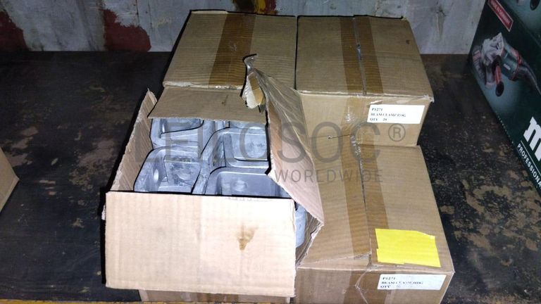 Diversos + Diversos + Grampos + Diversos + Diversos + Diversos + Electrodos + Diversos + Diversos + Diversos + Diversos + Diversos + Fitas + Diversos + Diversos + Máquinas Rebarbadora + Diversos + Pregos 50×2.50mm + Diversos + Cintas + Cintas + Cintas + Cintas + Cintas + Mangueiras para maçarico + Cintos de Segurança + Diversos + Diversos + Porcas + Porcas + Diversos + Pregos + Parafusos + Material Hospitalar + Diversos + Cordas + Diversos + Material para Soldadura + Material para Instalacao electrica + Diversos + Spray Q20 + Braçadeiras + Rolos de rede + Cerca de Segurança + Cabo flexível + Abaraçadeiras + Materia para soldadura + Abraçadeiras + Diversos + Bombas de água + Diversos + Compressor + Contentor de 40P ·