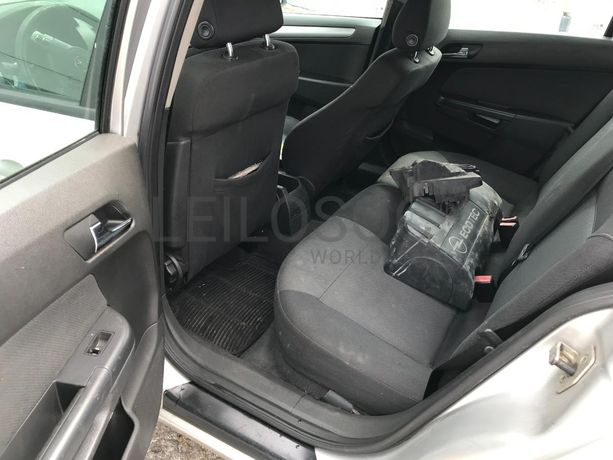 Opel Astra 1.3 CDTI · Ano 2006