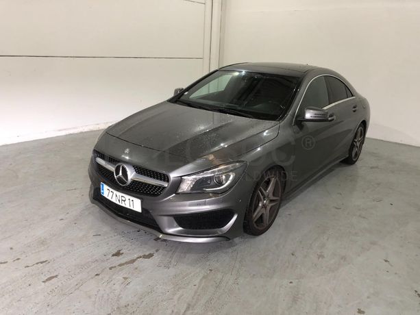 Mercedes-Benz CLA 220 D · Ano 2013