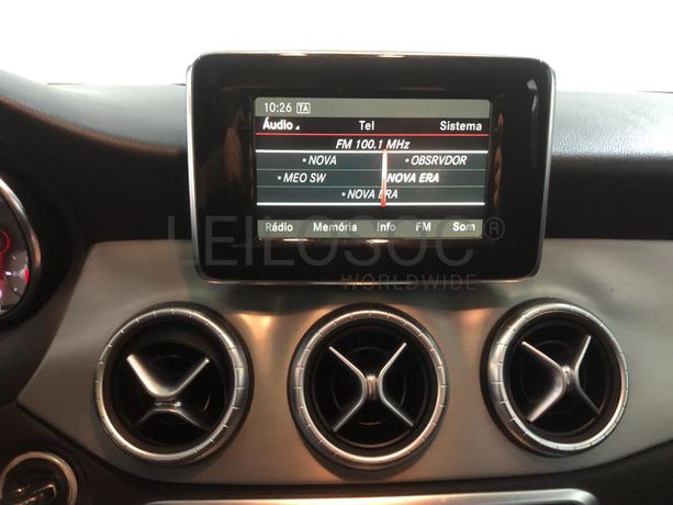 Mercedes-Benz CLA 220 D · Ano 2013