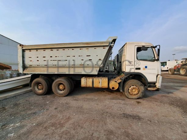 Camião Basculante 26 T (6X4) VOLVO FM 13-400 ·