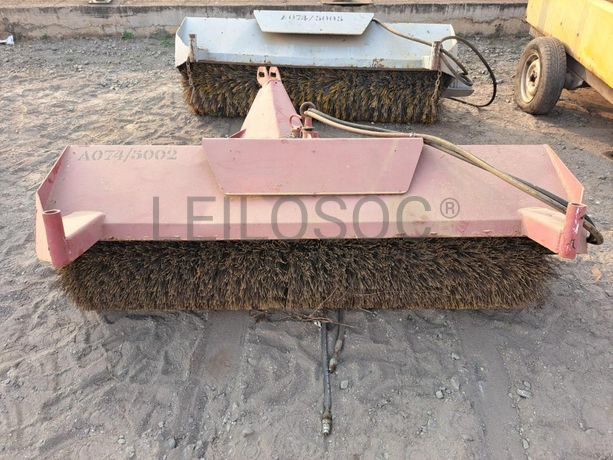 Vassoura Mecânica · Viana