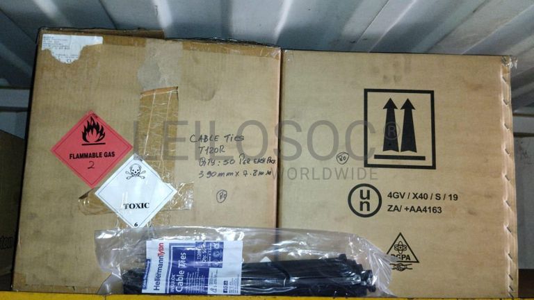 Diversos + Diversos + Grampos + Diversos + Diversos + Diversos + Electrodos + Diversos + Diversos + Diversos + Diversos + Diversos + Fitas + Diversos + Diversos + Máquinas Rebarbadora + Diversos + Pregos 50×2.50mm + Diversos + Cintas + Cintas + Cintas + Cintas + Cintas + Mangueiras para maçarico + Cintos de Segurança + Diversos + Diversos + Porcas + Porcas + Diversos + Pregos + Parafusos + Material Hospitalar + Diversos + Cordas + Diversos + Material para Soldadura + Material para Instalacao electrica + Diversos + Spray Q20 + Braçadeiras + Rolos de rede + Cerca de Segurança + Cabo flexível + Abaraçadeiras + Materia para soldadura + Abraçadeiras + Diversos + Bombas de água + Diversos + Compressor + Contentor de 40P ·