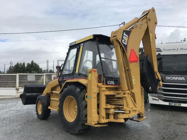 Retroescavadora CAT 438B