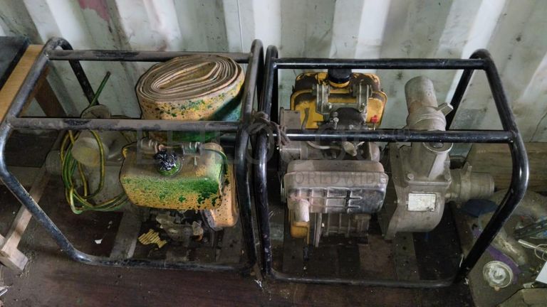 Diversos + Diversos + Grampos + Diversos + Diversos + Diversos + Electrodos + Diversos + Diversos + Diversos + Diversos + Diversos + Fitas + Diversos + Diversos + Máquinas Rebarbadora + Diversos + Pregos 50×2.50mm + Diversos + Cintas + Cintas + Cintas + Cintas + Cintas + Mangueiras para maçarico + Cintos de Segurança + Diversos + Diversos + Porcas + Porcas + Diversos + Pregos + Parafusos + Material Hospitalar + Diversos + Cordas + Diversos + Material para Soldadura + Material para Instalacao electrica + Diversos + Spray Q20 + Braçadeiras + Rolos de rede + Cerca de Segurança + Cabo flexível + Abaraçadeiras + Materia para soldadura + Abraçadeiras + Diversos + Bombas de água + Diversos + Compressor + Contentor de 40P ·