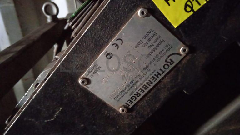 Diversos + Diversos + Diversos + Contentor de 40P ·