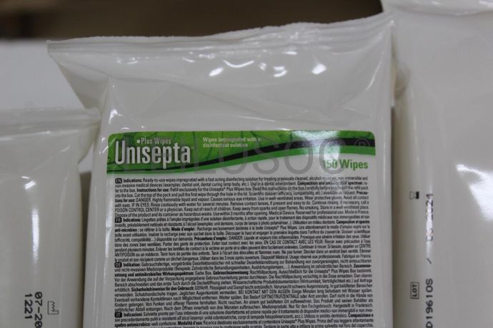 Máscaras Cirúrgicas + Rolos de Algodão + Copos Descartáveis + Desinfetantes