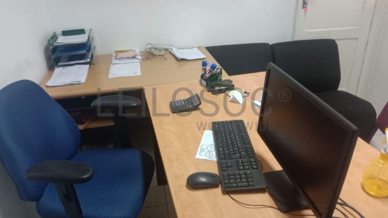 Mobília de Escritório ·