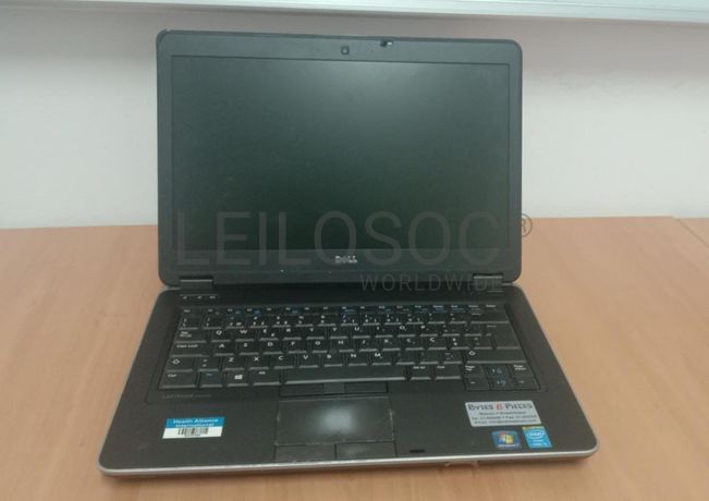 Material Informático ·