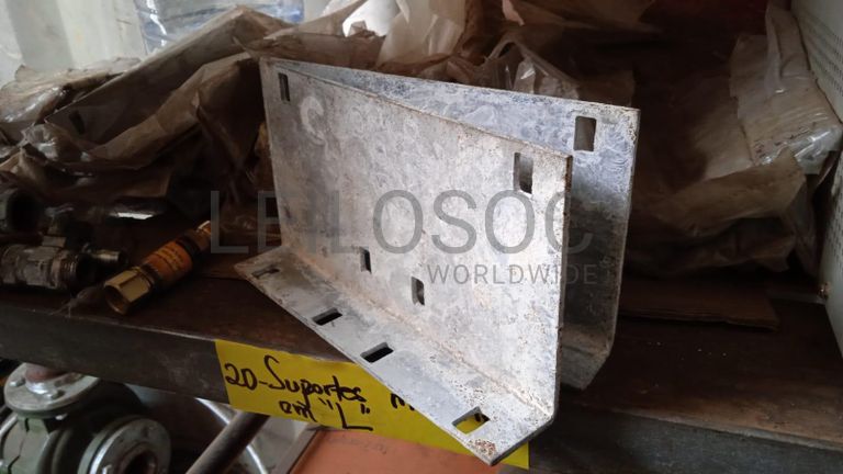 Diversos + Diversos + Gerador + Diversos + Diversos + Diversos + Diversos + Diversos + Máquina de lichar + Cimento cola + Contentor de 40P ·