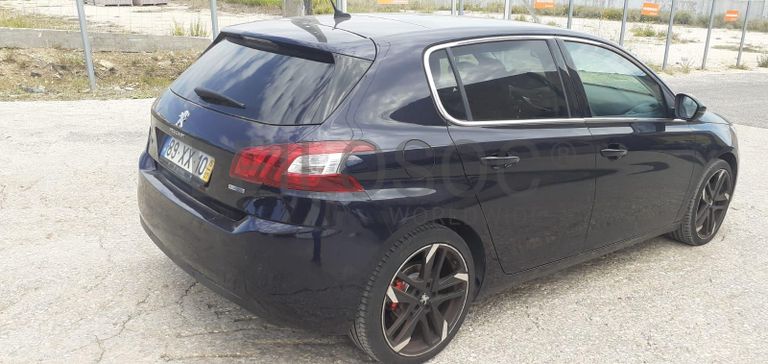 Peugeot 308 1.6 Blue HDI · Ano 2015