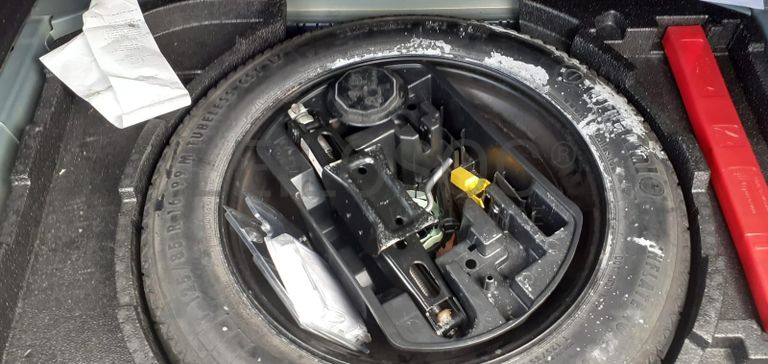 Peugeot 308 1.6 Blue HDI · Ano 2015