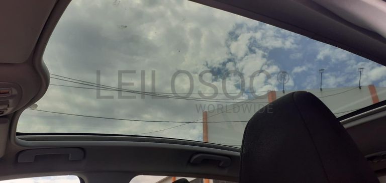 Peugeot 308 1.6 Blue HDI · Ano 2015