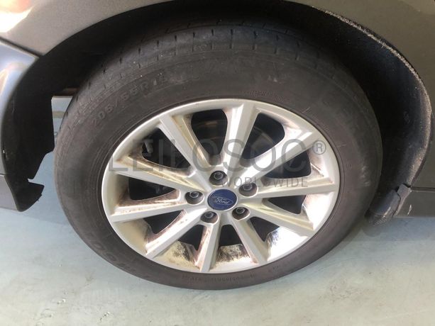 Ford Focus · Ano 2015