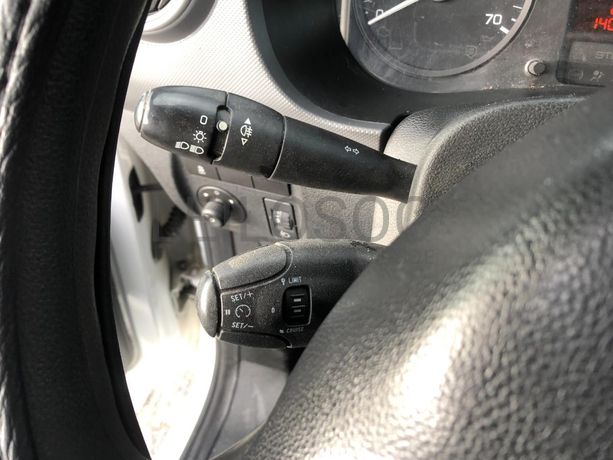 Peugeot Partner · Ano 2016