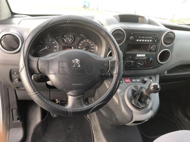 Peugeot Partner · Ano 2016