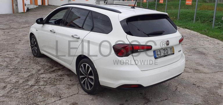 Fiat Tipo 1.2D · Ano 2015
