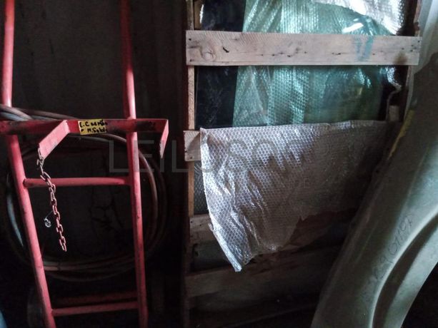 Diversos + Termos Acumuladres + Diversos + Pneus + Contentor de 40P ·