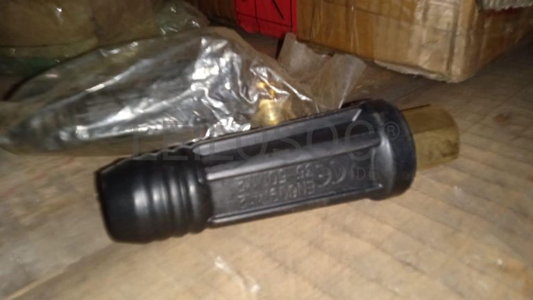 Diversos + Diversos + Gerador + Diversos + Diversos + Diversos + Diversos + Diversos + Máquina de lichar + Cimento cola + Contentor de 40P ·