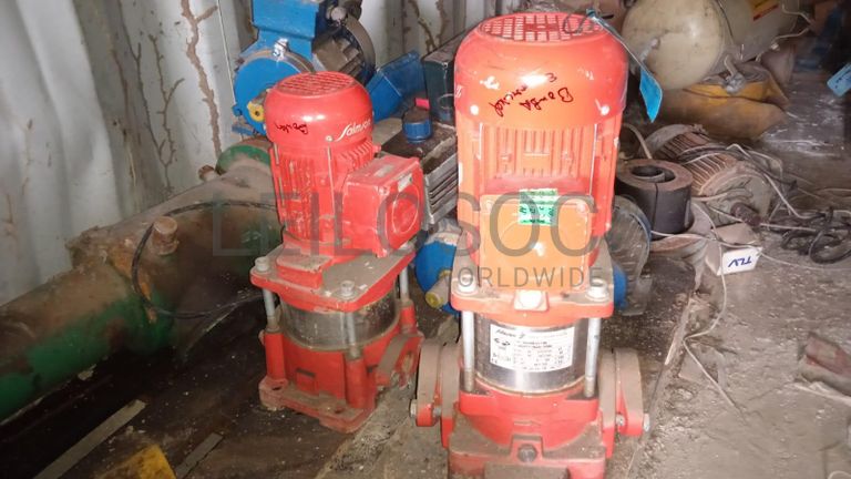 Máquina para fazer rosca + Diversos + Bomba de água + Motores + Diversos + Diversos + Bombas de água + Diversos + Diversos + Compressor de ar + Compressor de ar + Compactadora Turner Morris + Compressor de ar + Compressor Oceanos + Contentor de 40P ·