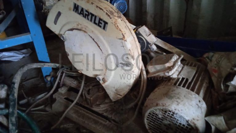 Máquina para fazer rosca + Diversos + Bomba de água + Motores + Diversos + Diversos + Bombas de água + Diversos + Diversos + Compressor de ar + Compressor de ar + Compactadora Turner Morris + Compressor de ar + Compressor Oceanos + Contentor de 40P ·