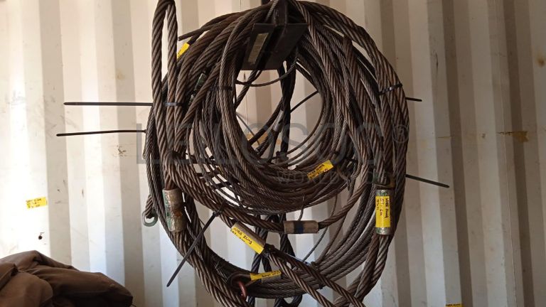 Diversos + Cabos de aço + Cabos de aço + Cabos de aço + Cabos de aço + Cabos de aço + Cabos de aço + Cabos de aço + Diversos + Cabos de aço + Cabos de aço + Contentor de 40P ·