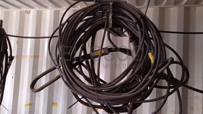 Diversos + Cabos de aço + Cabos de aço + Cabos de aço + Cabos de aço + Cabos de aço + Cabos de aço + Cabos de aço + Diversos + Cabos de aço + Cabos de aço + Contentor de 40P ·