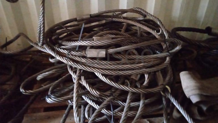 Diversos + Cabos de aço + Cabos de aço + Cabos de aço + Cabos de aço + Cabos de aço + Cabos de aço + Cabos de aço + Diversos + Cabos de aço + Cabos de aço + Contentor de 40P ·