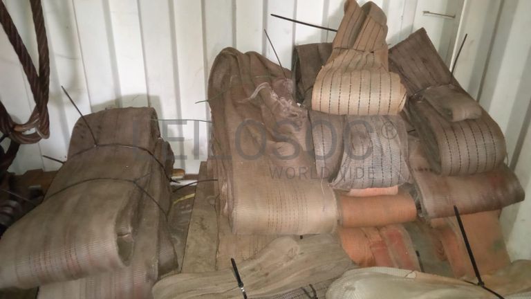 Diversos + Cabos de aço + Cabos de aço + Cabos de aço + Cabos de aço + Cabos de aço + Cabos de aço + Cabos de aço + Diversos + Cabos de aço + Cabos de aço + Contentor de 40P ·