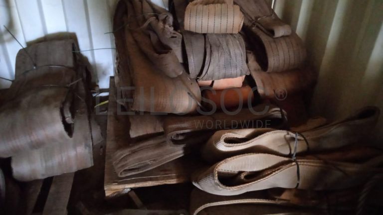 Diversos + Cabos de aço + Cabos de aço + Cabos de aço + Cabos de aço + Cabos de aço + Cabos de aço + Cabos de aço + Diversos + Cabos de aço + Cabos de aço + Contentor de 40P ·