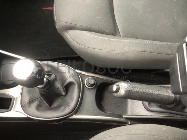 Alfa Romeo Mito 1.3 Multijet · Ano 2011