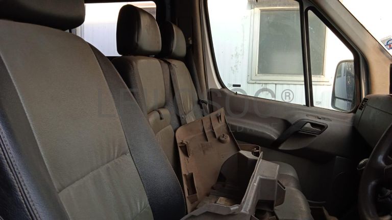 Volkswagen Crafter ·