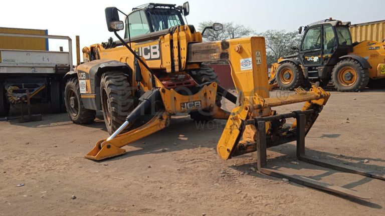 JCB 540-170 ·