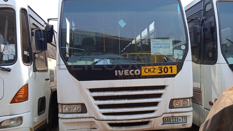 IVECO 180-E-28 ·