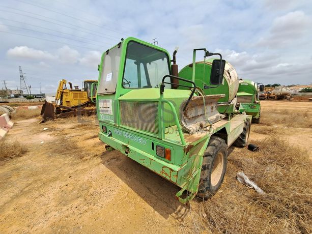 Autobetoneira Merlo DBM 2500 EV