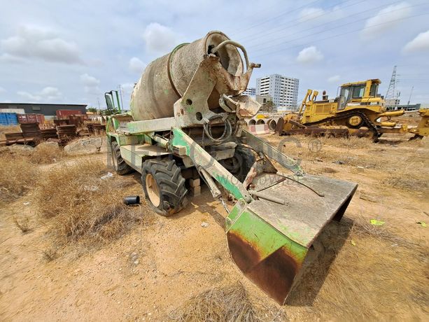 Autobetoneira Merlo DBM 2500 EV